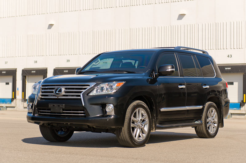 http://www.inkasarmored.com/wp-content/uploads/2011/06/armored-lexus-lx570-16.jpg