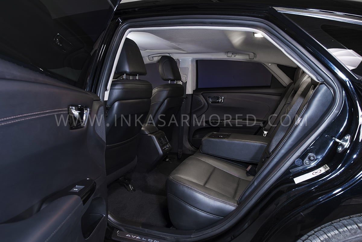 https://inkasarmored.com/wp-content/uploads/armored-toyota-avalon-rear-seating.jpg