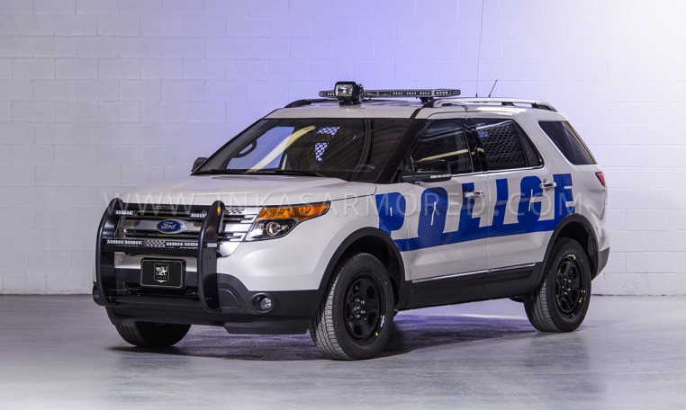 Armoured Ford Explorer SWAT Vehicle